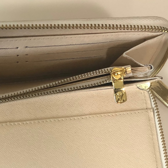 Louis Vuitton Zippy Wallet Azure Damier - Picture 7 of 16